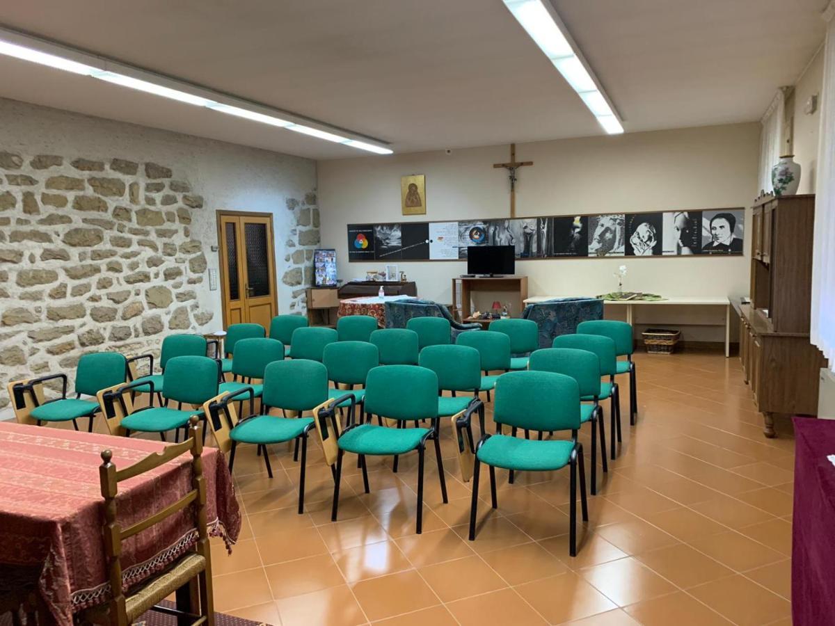 Stabat Mater Casa Di Preghiera Bed & Breakfast Valdragone Exterior foto